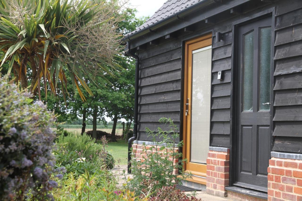 Superb Stokesby Barn Apartment - Norfolk Broads & Norwich מראה חיצוני תמונה